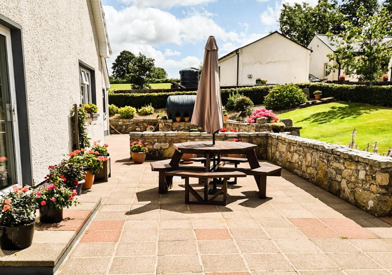 Moat Holiday Rental Lisnaskea Exterior photo